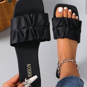 SHEIN Black Ruffled Slide Sandals